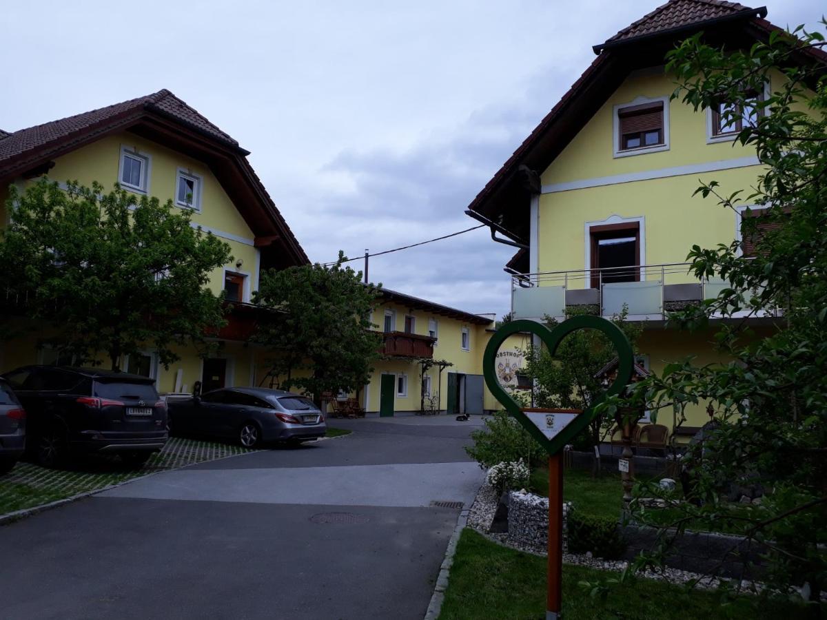 Bed and Breakfast Obsthof Glueck Gamlitz Exteriér fotografie